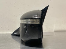 Load image into Gallery viewer, Side View Door Mirror Hyundai Equus 2014 - NW382394