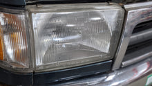 Load image into Gallery viewer, HEADLIGHT LAMP ASSEMBLY 4 Runner 1996 96 1997 97 1998 98 Right - NW385497
