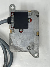 Load image into Gallery viewer, AIR BAG COMPUTER MERCEDES 190 260E 300D 1986 87 - NW36087