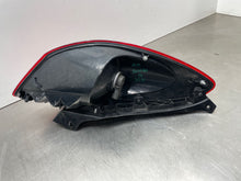 Load image into Gallery viewer, Tail Lamp Light Pontiac Solstice 2006 - NW389544