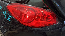 Load image into Gallery viewer, Tail Lamp Light Pontiac Solstice 2006 - NW389545