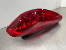 Load image into Gallery viewer, Tail Lamp Light Pontiac Solstice 2006 - NW389545