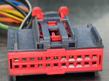 Load image into Gallery viewer, SIDE VIEW MIRROR Jaguar XJ8 2004 04 2005 05 2006 06 2007 07 Left - NW382414