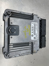 Load image into Gallery viewer, ECU ECM COMPUTER Volkswagen Tiguan 2009 09 - NW486449