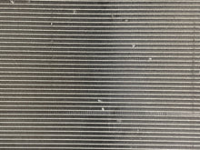 Load image into Gallery viewer, RADIATOR Expedition Navigator 1999 99 2000 00 2001 01 2002 02 - NW131812