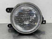 Load image into Gallery viewer, FOG LAMP LIGHT Blackwood Navigator 1998-2003 Bumper Mounted Right - NW81725