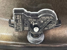 Load image into Gallery viewer, WHEEL RIM Dodge Durango 16 17 18 20x8 20x8, 5 lug, 5" - NW390542