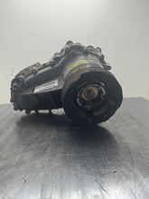 Load image into Gallery viewer, Transfer Case Dodge Durango 2018 - NW389396