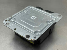 Load image into Gallery viewer, AIR BAG CONTROL MODULE COMPUTER Buick C-MAX 13 14 15 16 17 - NW381307