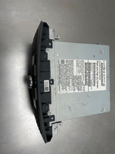 Load image into Gallery viewer, RADIO Mercedes-Benz E300 E350 E400 E550 E63 2013 13 - NW387614