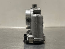 Load image into Gallery viewer, THROTTLE BODY E250 Van C250 C300 C350 C63 CLA45 CLS400 CLS550 12-16 - NW389482