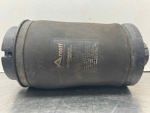 Load image into Gallery viewer, FRONT STRUT SHOCK Gl320 Gl350 Gl450 Gl550 07 08 09 10 11 12 - NW173536