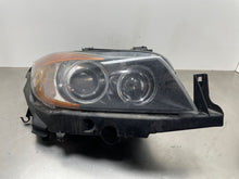 Load image into Gallery viewer, HEADLIGHT LAMP ASSEMBLY 323i 325ci 325i 328i 330ci 330i 330xi 06-08 Left - NW385407
