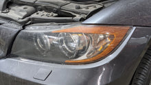 Load image into Gallery viewer, HEADLIGHT LAMP ASSEMBLY 323i 325ci 325i 328i 330ci 330i 330xi 06-08 Left - NW385407
