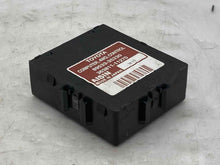 Load image into Gallery viewer, TRANSFER CASE CONTROL MODULE COMPUTER FJ Cruiser 2007-2014 - NW38212