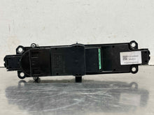 Load image into Gallery viewer, Temperature Controls VOLVO XC60 2019 - NW385375