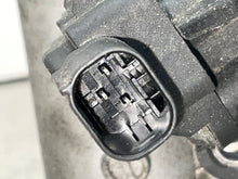 Load image into Gallery viewer, THROTTLE BODY Mercedes B200 2006 06 2007 07 2008 08 2009 09 2010 10 2011 11 - NW389480