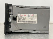 Load image into Gallery viewer, Radio SILVERADO 3500 PICKUP 2004 - NW387431
