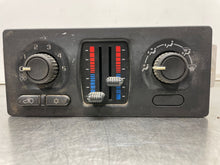 Load image into Gallery viewer, REAR TEMPERATURE CONTROLS Silverado 1500 Pickup Silverado 2500 03-04 - NW385264
