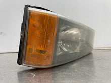 Load image into Gallery viewer, PARKLAMP Silverdao Avalanche 1500 2500 3500 2003 03 2004 04 05 06 07 Right - NW384146