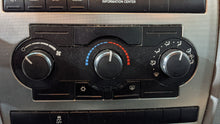 Load image into Gallery viewer, FRONT TEMPERATURE CONTROLS Commander Grand Cherokee 08 09 10 - NW385272