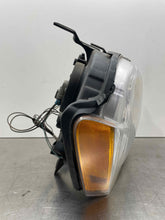 Load image into Gallery viewer, HEADLIGHT LAMP ASSEMBLY Jeep Grand Cherokee 05 06 07 Right - NW385391