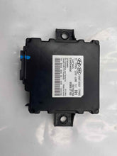 Load image into Gallery viewer, SUSPENSION CONTROL MODULE COMPUTER Kia Optima 11 12 13 - NW33408