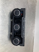 Load image into Gallery viewer, TEMPERATURE CONTROLS Golf Tiguan 2012 12 2013 13 2014 14 - NW385371