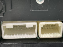 Load image into Gallery viewer, CD PLAYER RADIO Toyota Camry 2010 10 2011 11 - NW387653