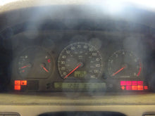 Load image into Gallery viewer, SPEEDOMETER CLUSTER Volvo C70 1999 99 2000 00 2001 01 - NW162347