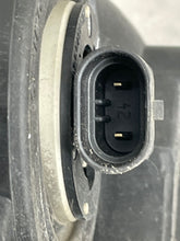 Load image into Gallery viewer, Headlight Lamp Assembly Subaru Impreza 2004 - NW385483