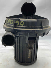 Load image into Gallery viewer, AIR INJECTION PUMP SMOG Cayenne 2004 04 2005 05 2006 06 - NW8259