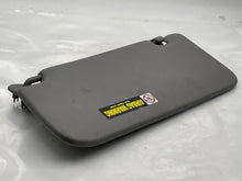 Load image into Gallery viewer, Interior Sun Visors Honda CR-V 2004 - NW191582