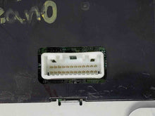 Load image into Gallery viewer, Info Display screen Infiniti FX Series Murano 2005 05 - NW105273