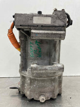 Load image into Gallery viewer, AC Compressor Isuzu Optima 2012 - NW381858