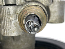 Load image into Gallery viewer, POWER STEERING PUMP Tacoma 2005 05 2006 06 07 08 09 - NW164152