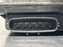 Load image into Gallery viewer, THROTTLE BODY Volvo S60 XC60 2013 13 2014 14 2015 15 - NW389494
