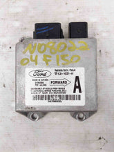 Load image into Gallery viewer, AIR BAG CONTROL MODULE COMPUTER Ford F150 Pickup 2004 04 - NW27031