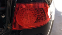 Load image into Gallery viewer, OUTER TAIL LIGHT LAMP Volkswagen Phaeton 2004 04 2005 05 Right - NW389711