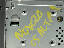 Load image into Gallery viewer, RADIO Nissan Altima 2005 05 2006 06 AM FM CD - NW136895
