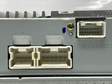 Load image into Gallery viewer, RADIO Nissan Altima 2005 05 2006 06 AM FM CD - NW136895