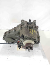 Load image into Gallery viewer, TRANSFER CASE BMW X5 X6 07 08 09 10 11 12 13 - NW176734