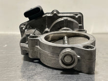 Load image into Gallery viewer, Throttle Body BMW 750I 2016 - NW389468
