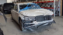 Load image into Gallery viewer, Transfer Case BMW 750I 2016 - NW389413