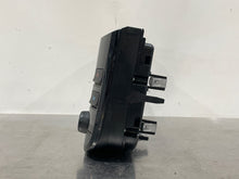 Load image into Gallery viewer, FRONT TEMPERATURE CONTROLS Jaguar XF XFR 2016 16 2017 17 - NW385326