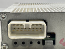 Load image into Gallery viewer, AMPLIFIER Toyota Highlander 2006 06 2007 07 - NW140023