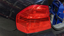 Load image into Gallery viewer, OUTER TAIL LIGHT LAMP 323i 325ci 325i 328i 330ci 330i 06-08 Left - NW404766