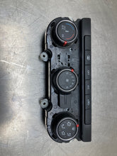 Load image into Gallery viewer, TEMPERATURE CONTROLS Volkswagen Passat 2013 13 2014 14 - NW398867