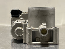Load image into Gallery viewer, Throttle Body Volkswagen Jetta 2019 - NW404657
