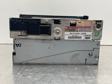 Load image into Gallery viewer, Radio THUNDERBIRD 2003 - NW401792